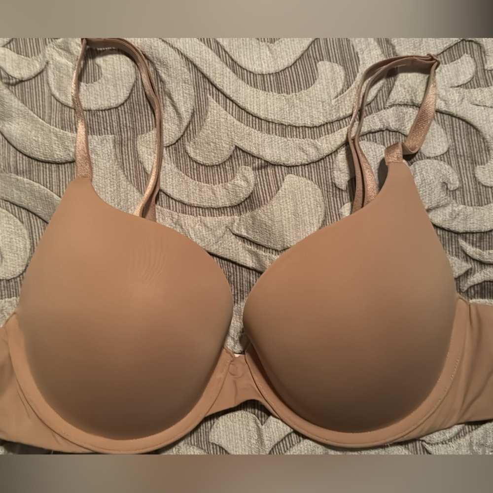 Victoria’s Secret bra